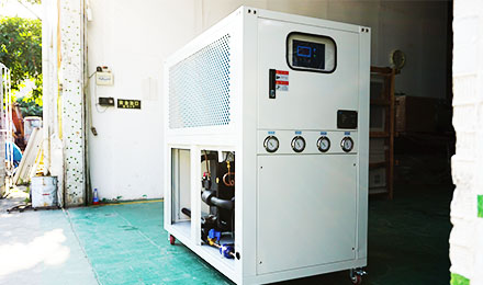 冷水機出現(xiàn)漏水是什么原因造成的？如何解決漏水問題？